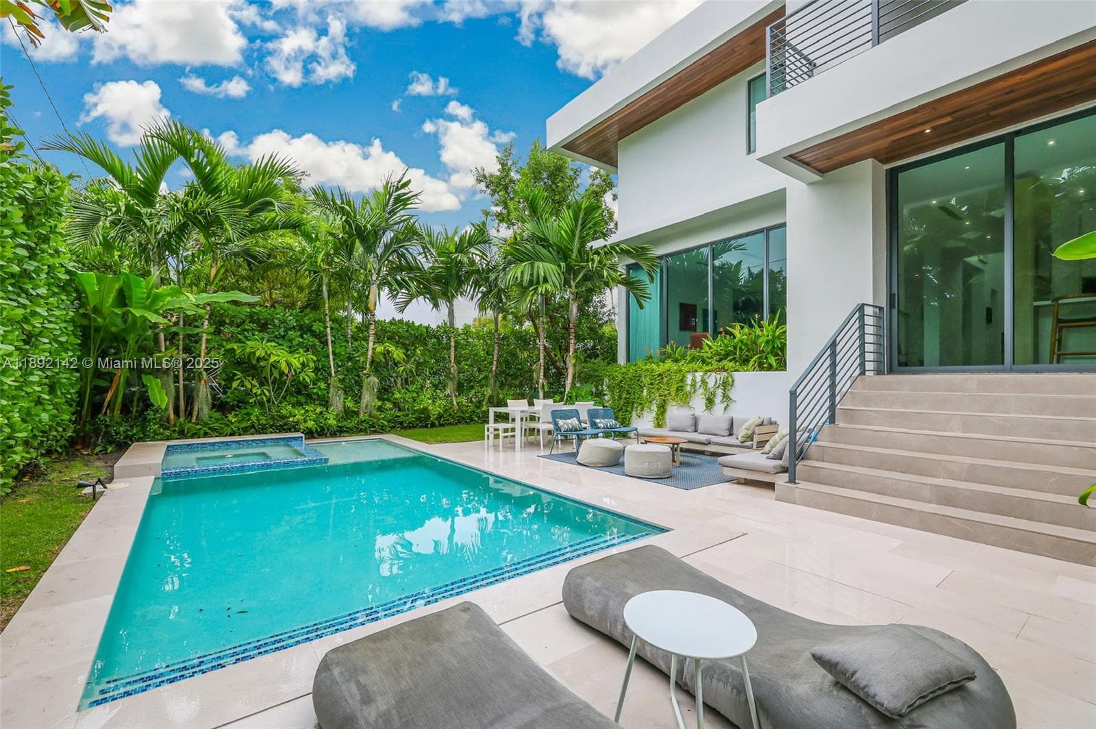 445 Ridgewood Rd, Key Biscayne FL 33149 — 30