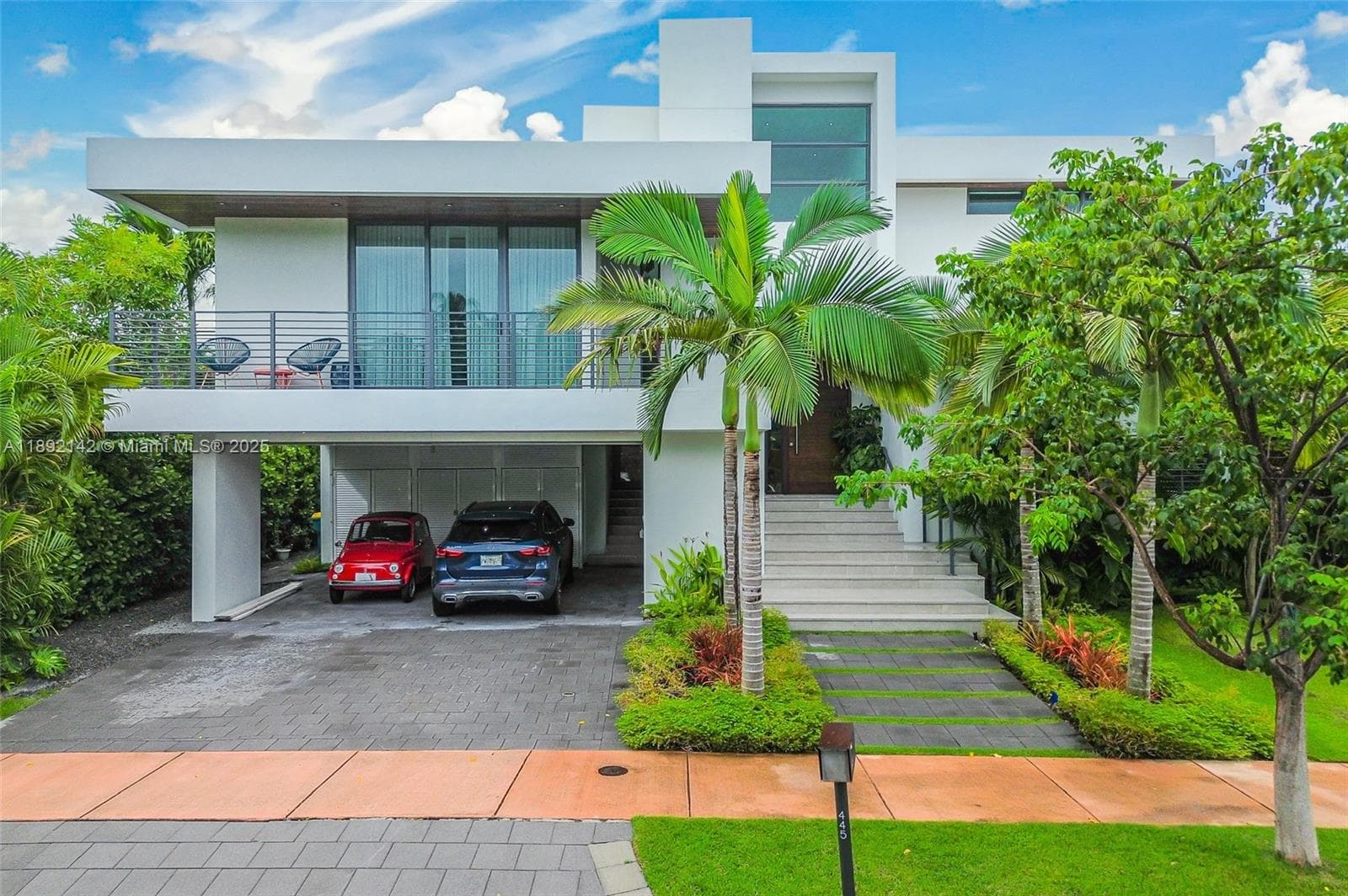 445 Ridgewood Rd, Key Biscayne FL 33149 — 33