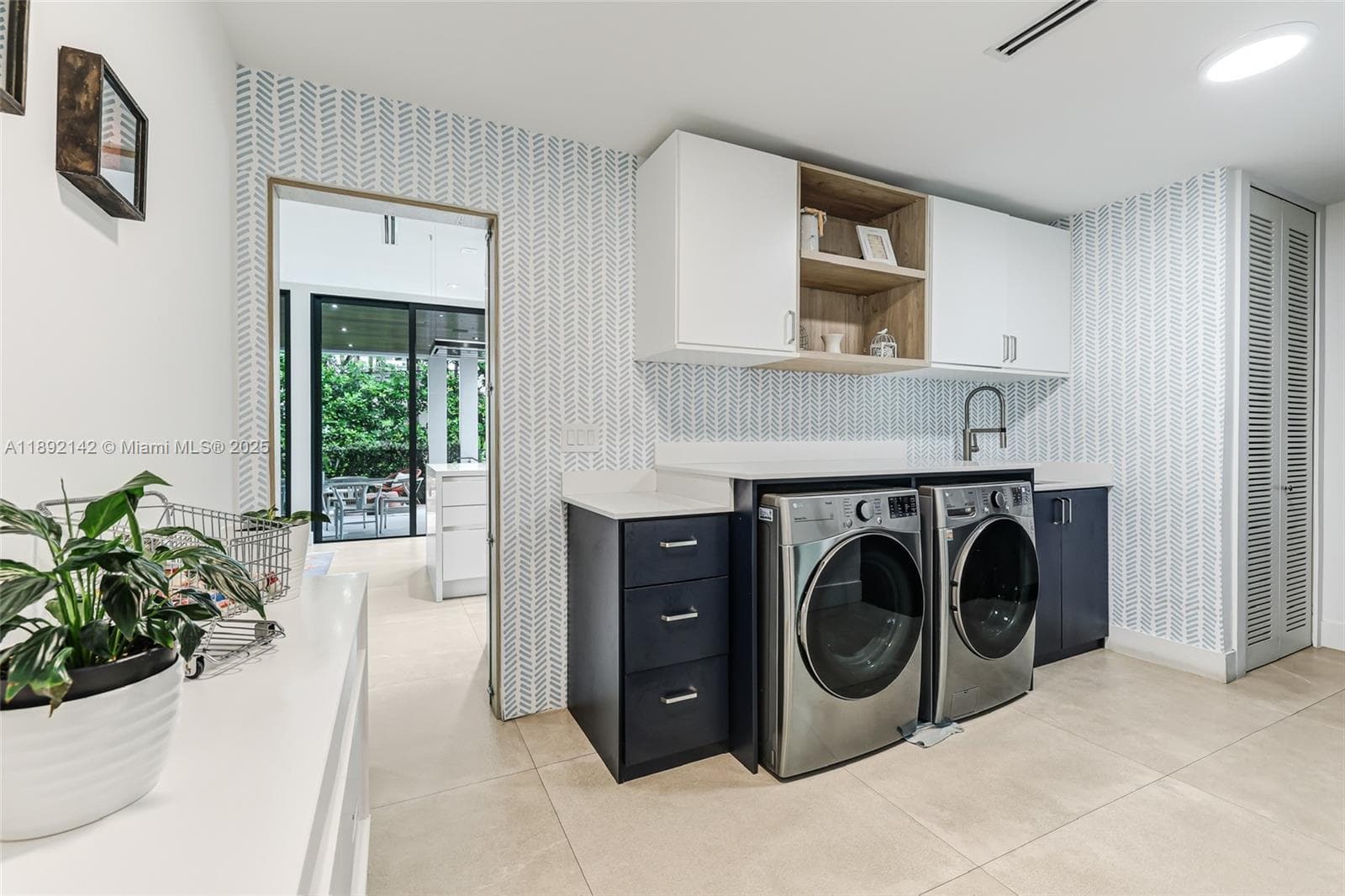 445 Ridgewood Rd, Key Biscayne FL 33149 — 15