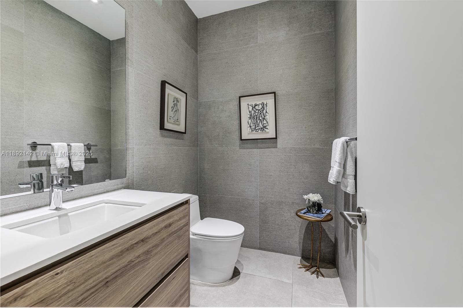445 Ridgewood Rd, Key Biscayne FL 33149 — 4