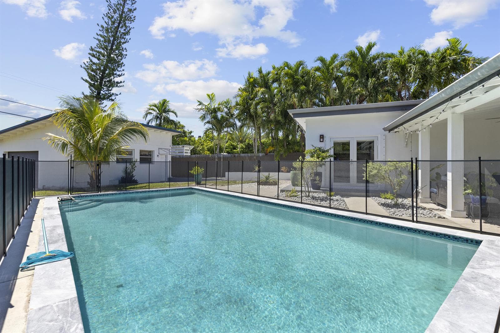 297 Minola Drive, Miami Springs FL 33166 — 25