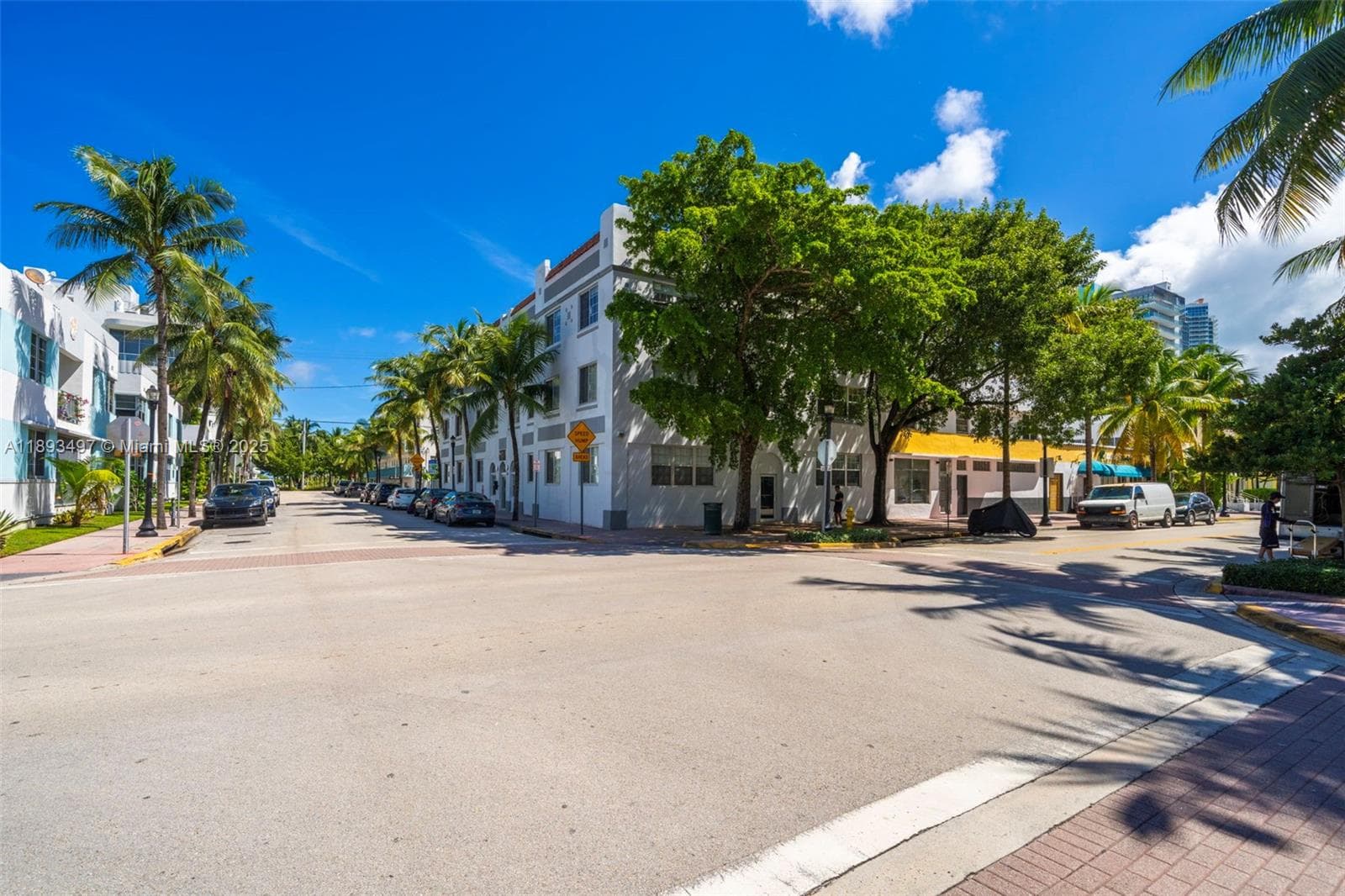 249 Collins Ave, Miami Beach FL 33139 — 28