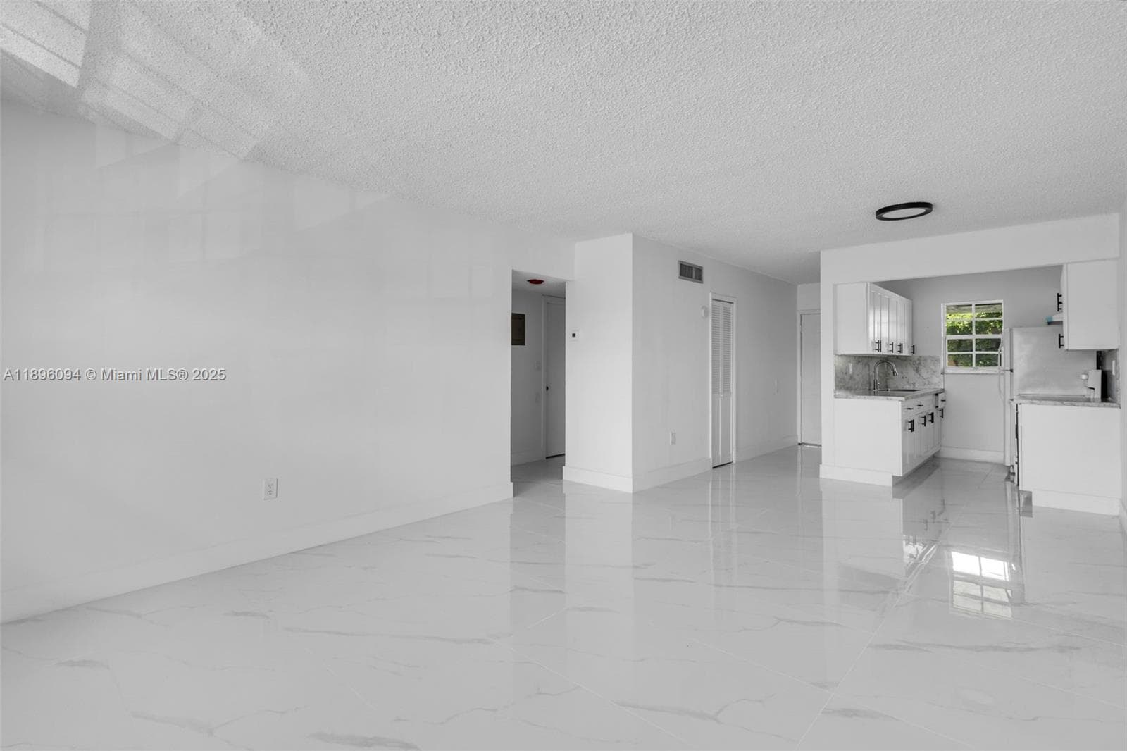 4050 NW 135th St # 11, Opa-Locka FL 33054 — 5