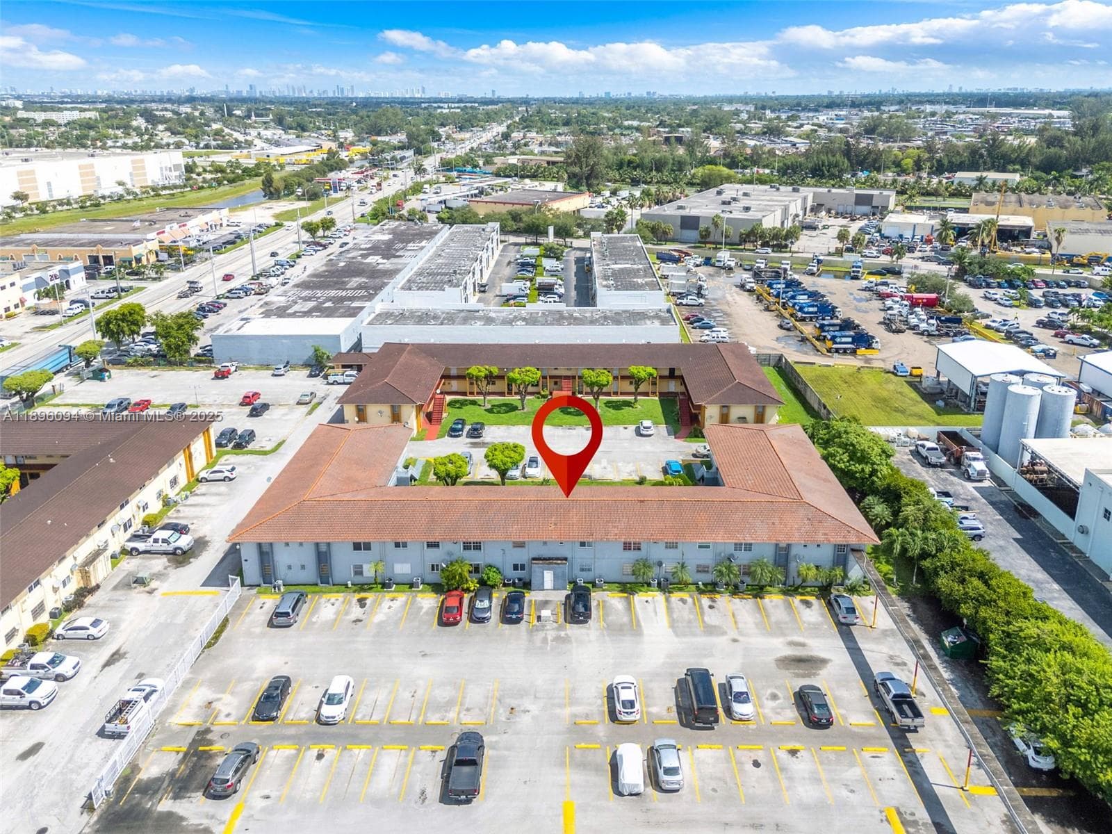 4050 NW 135th St # 11, Opa-Locka FL 33054 — 20
