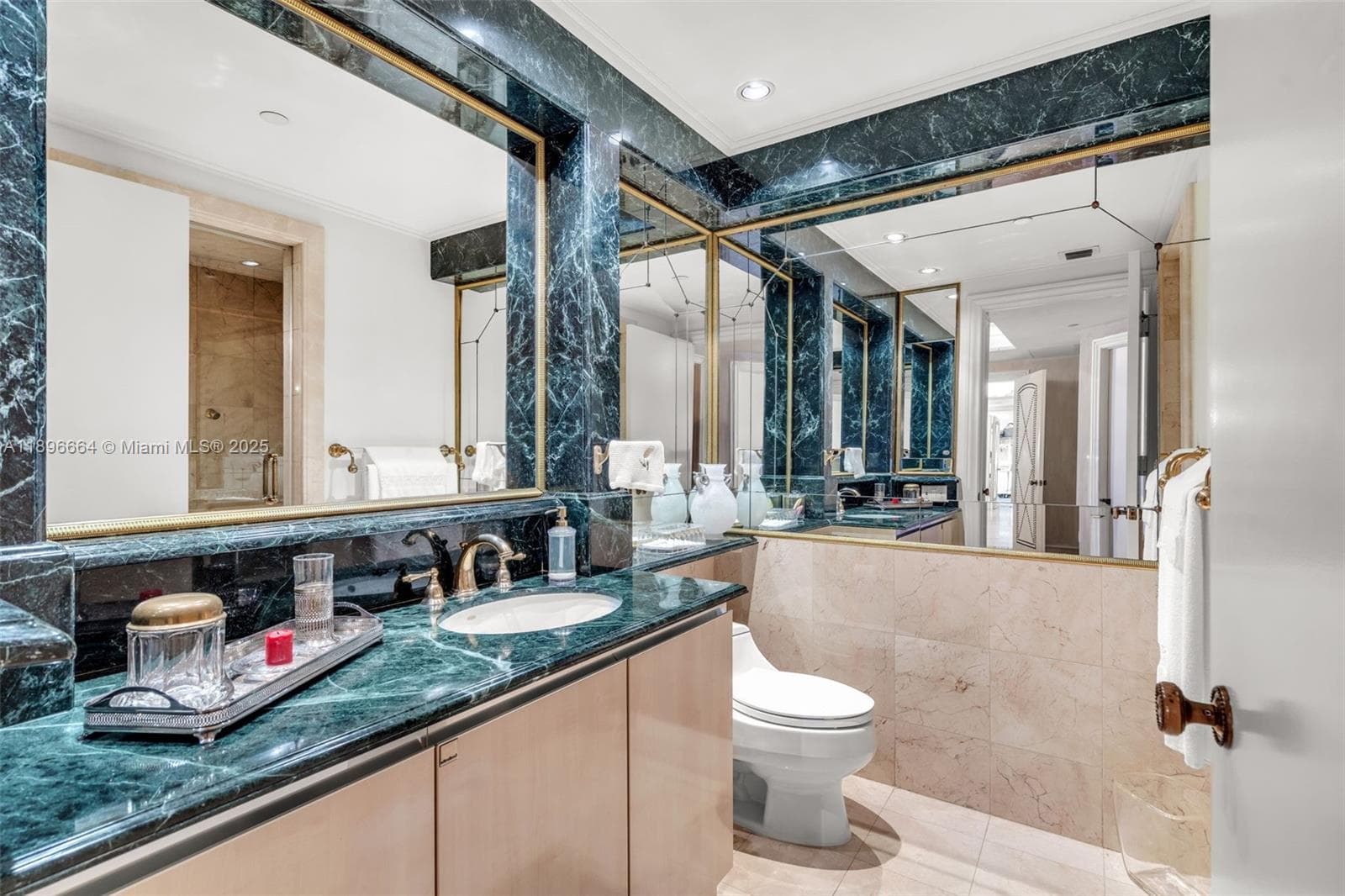 445 Grand Bay Dr # 1001, Key Biscayne FL 33149 — 32