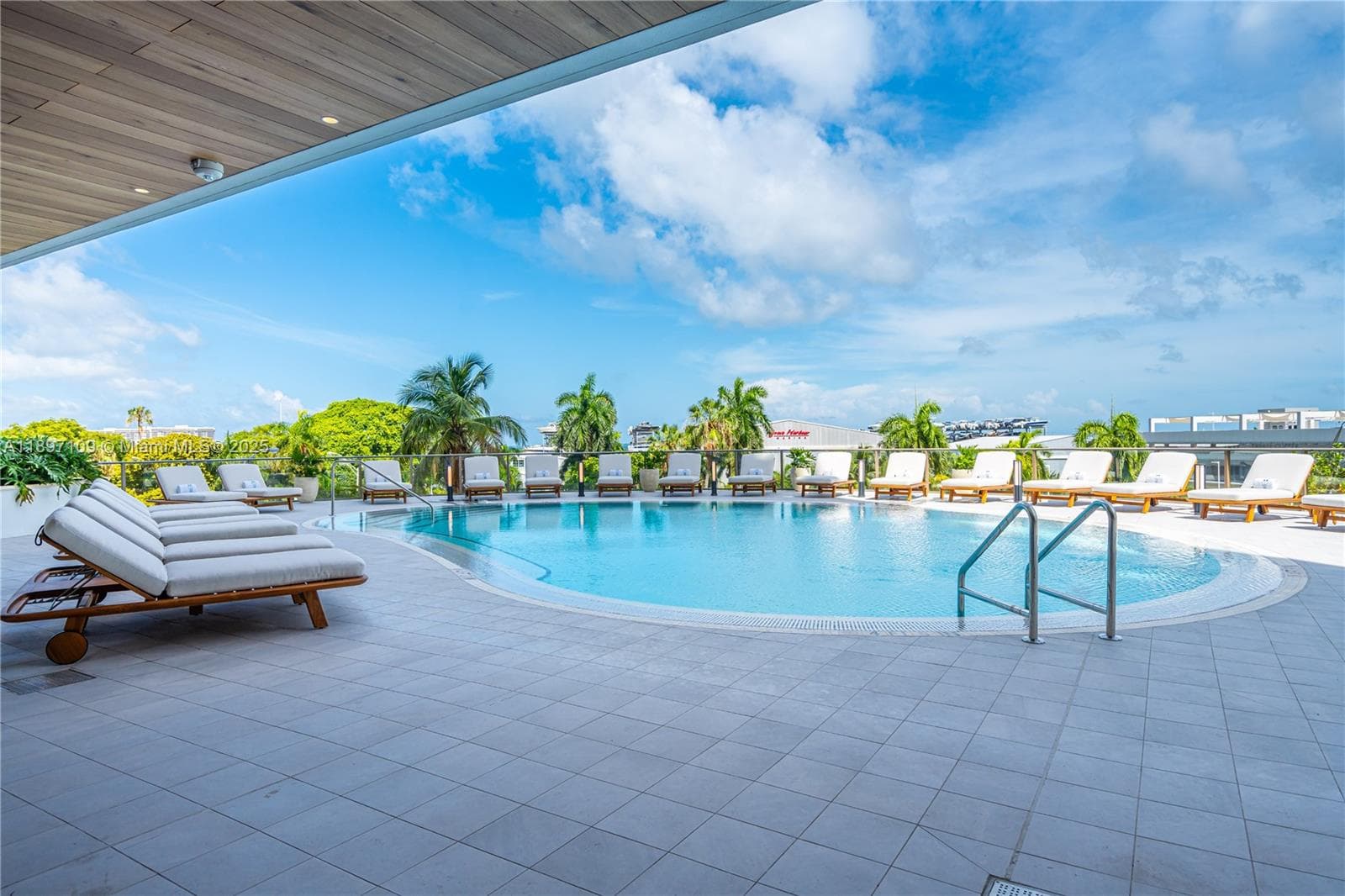 2655 S Bayshore # 1506, Coconut Grove FL 33133 — 33
