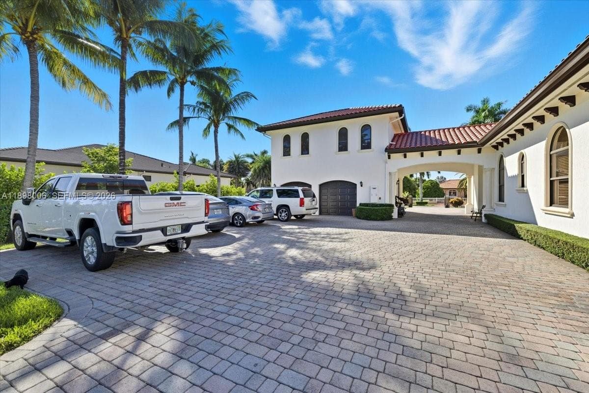 10181 NW 131st St, Hialeah Gardens FL 33018 — 11