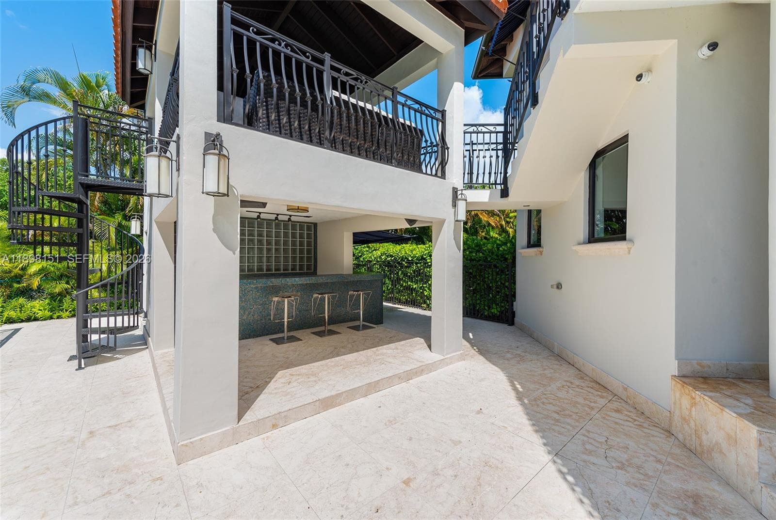6700 Granada Blvd, Coral Gables FL 33146 — 71