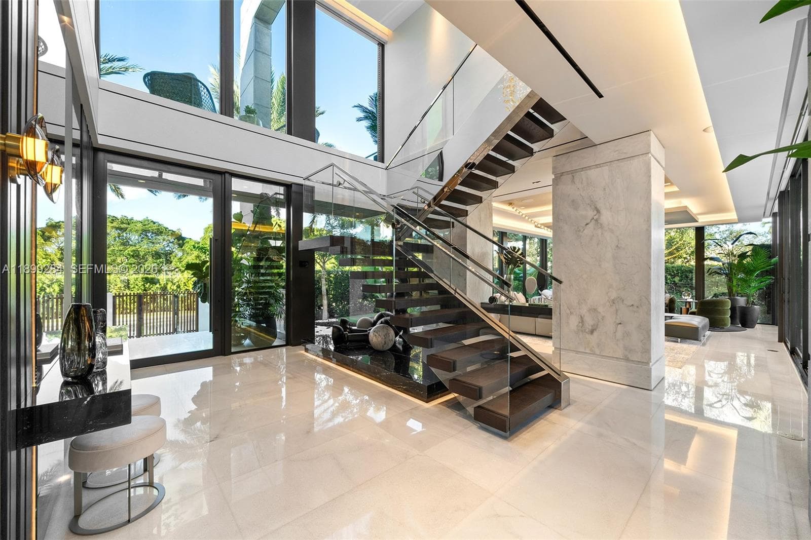 790 Lake Rd, Miami FL 33137 — 26