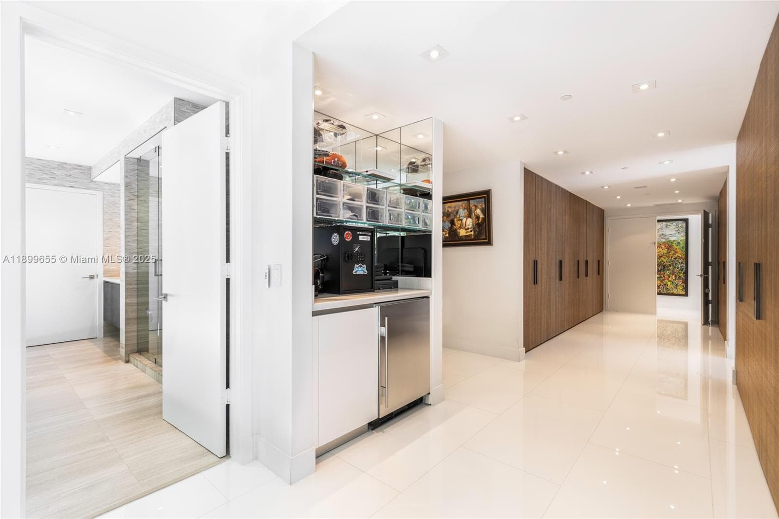 1 Collins Ave # 207, Miami Beach FL 33139 — 32