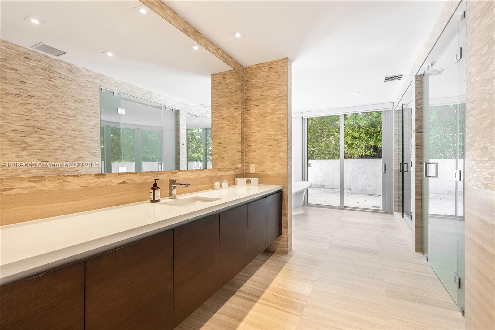 1 Collins Ave # 207, Miami Beach FL 33139 — 33