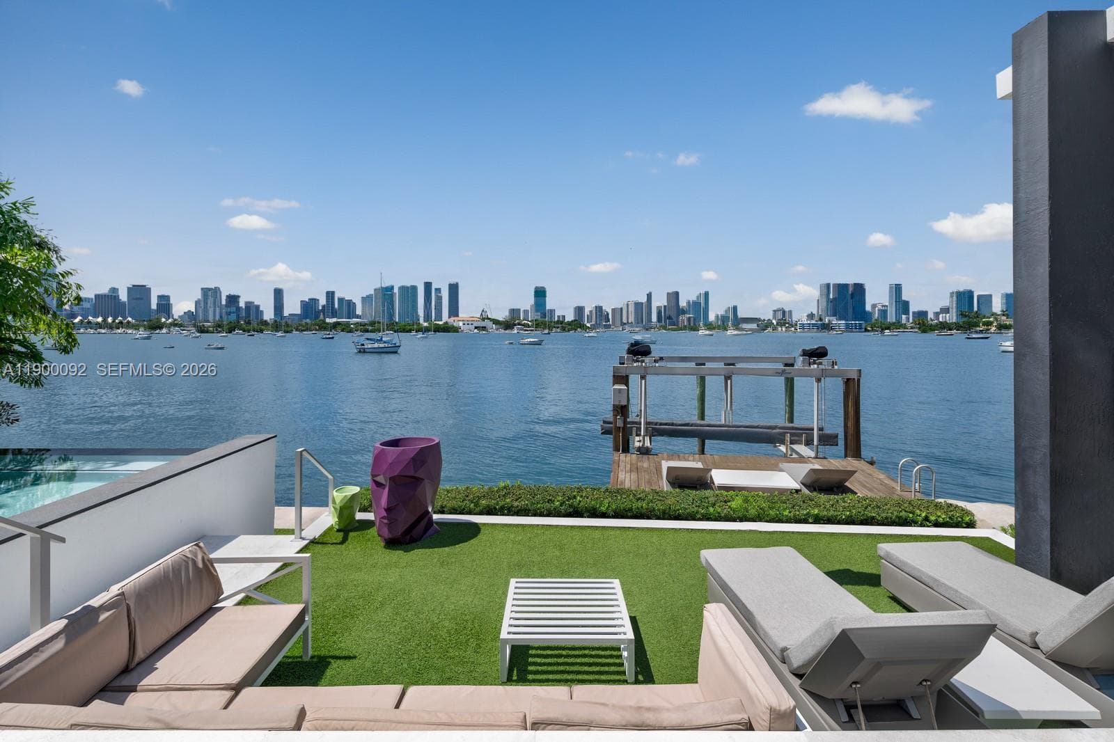 440 S Hibiscus Dr, Miami Beach FL 33139 — 66