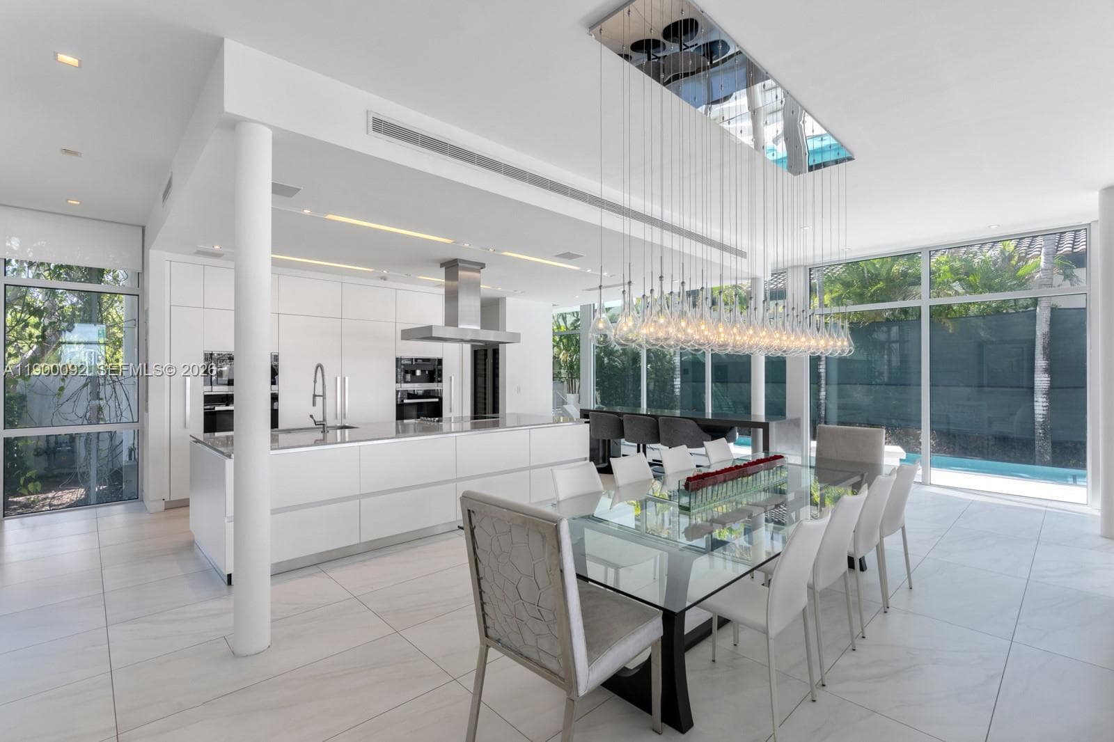 440 S Hibiscus Dr, Miami Beach FL 33139 — 28