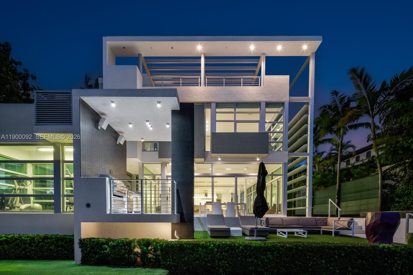 440 S Hibiscus Dr, Miami Beach FL 33139 — 61