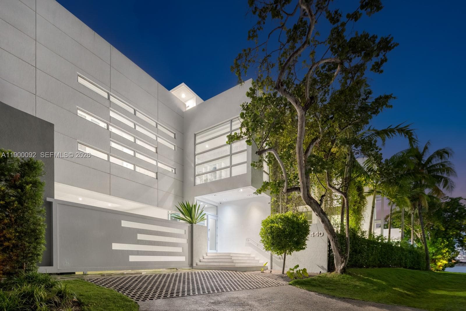 440 S Hibiscus Dr, Miami Beach FL 33139 — 59