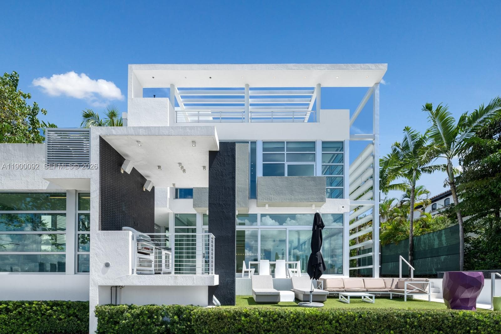 440 S Hibiscus Dr, Miami Beach FL 33139 — 60