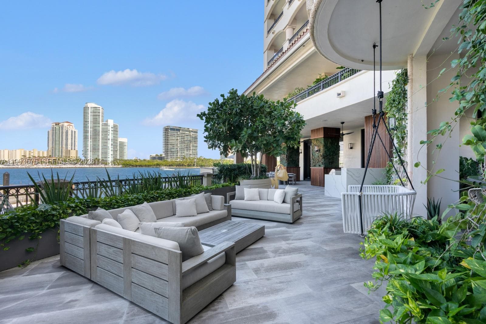 6800 Fisher Island Dr # 6811, Miami Beach FL 33109 — 45
