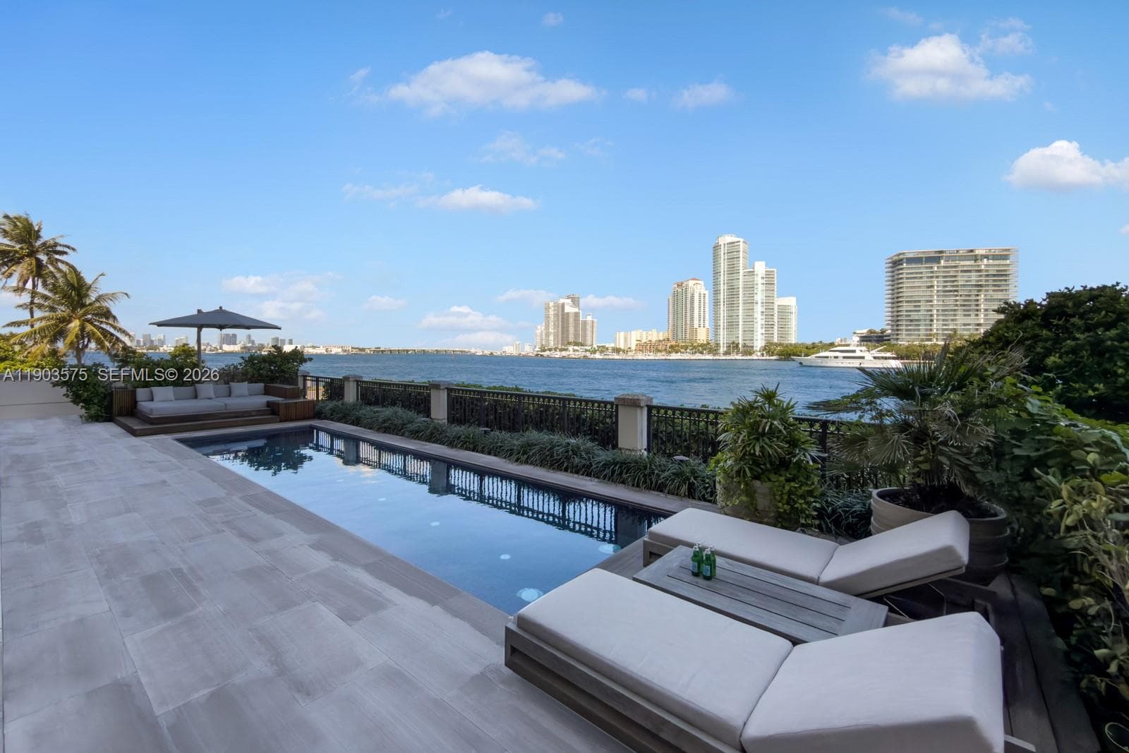 6800 Fisher Island Dr # 6811, Miami Beach FL 33109 — 40