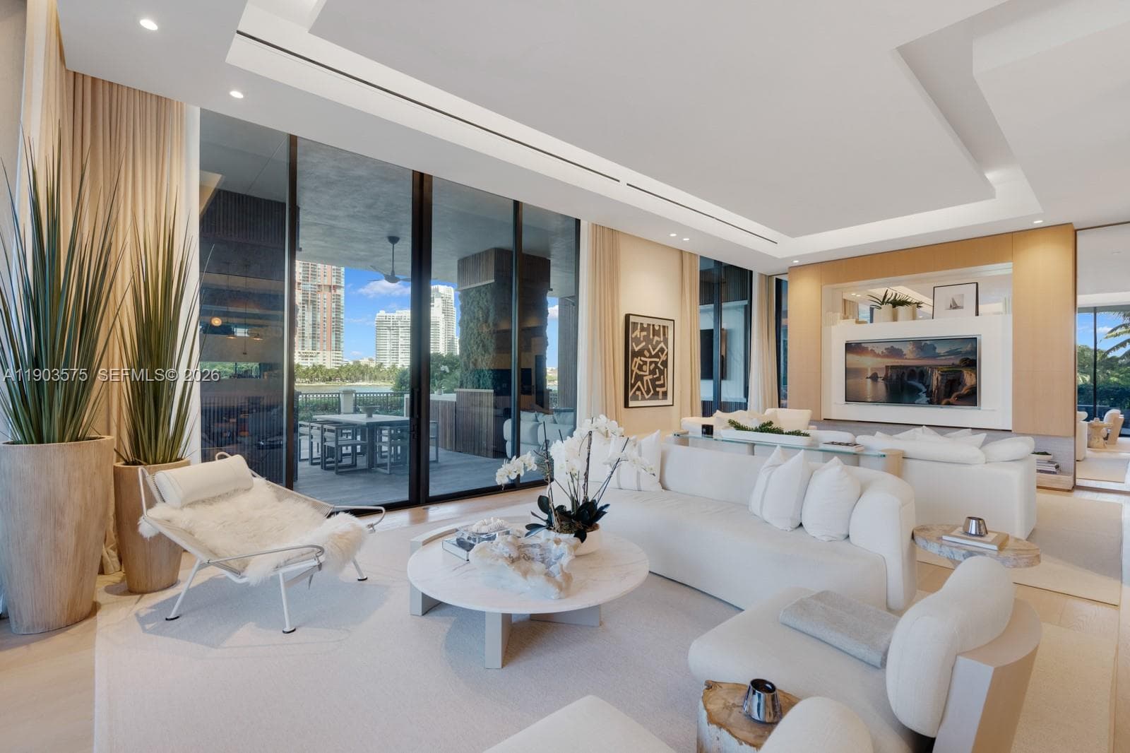 6800 Fisher Island Dr # 6811, Miami Beach FL 33109 — 8