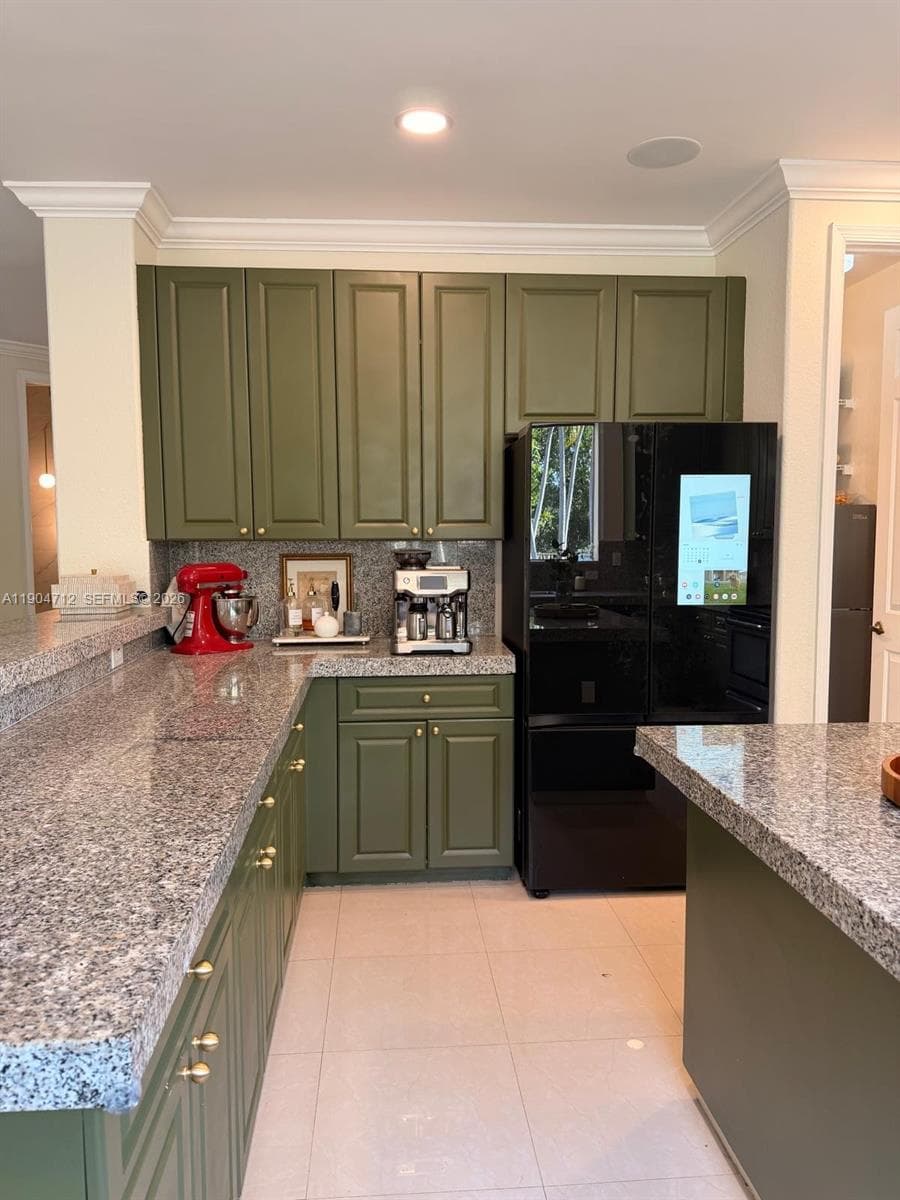 18704 SW 76th Ct, Cutler Bay FL 33157 — 47