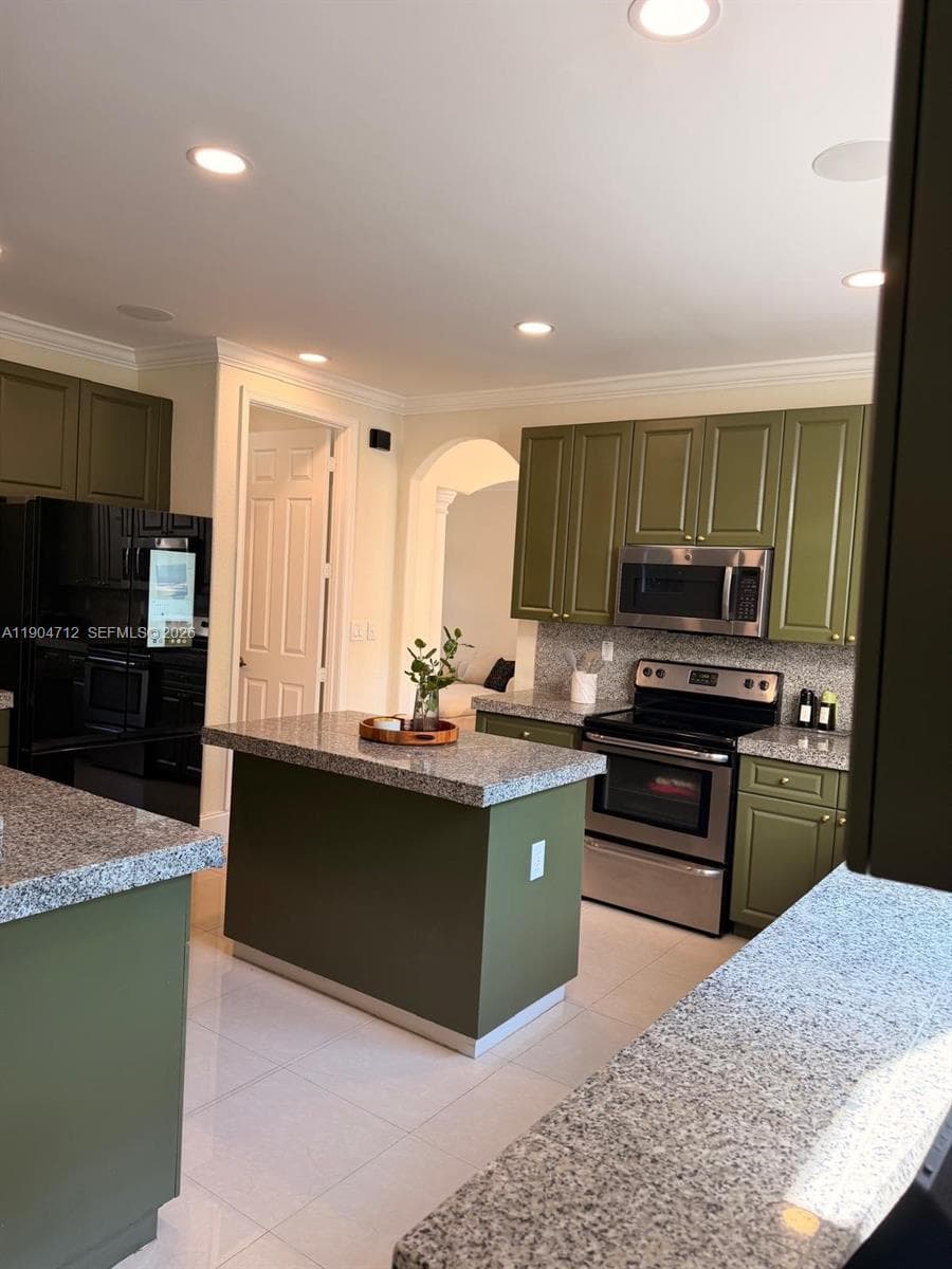 18704 SW 76th Ct, Cutler Bay FL 33157 — 48