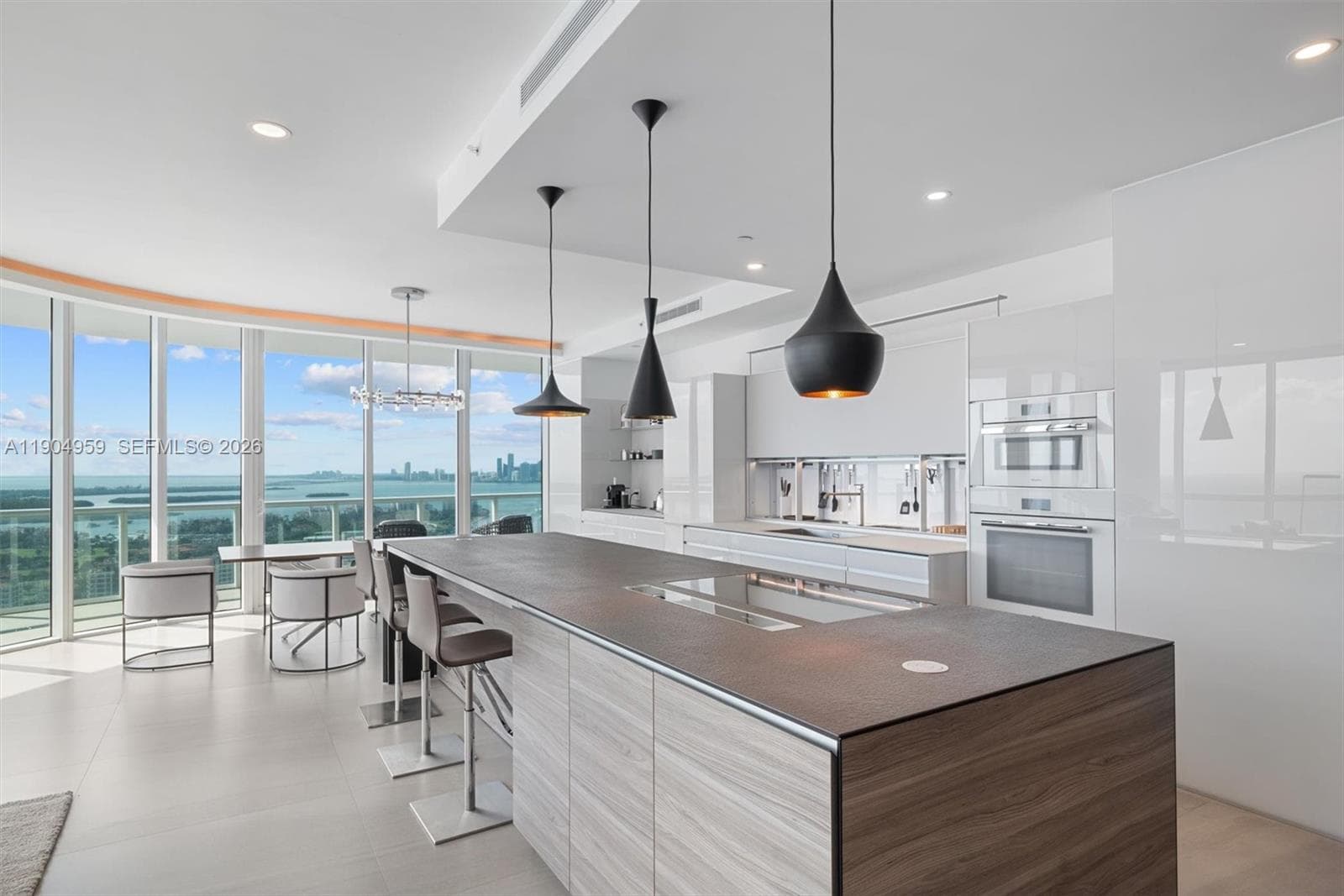 100 S Pointe Dr # 3203, Miami Beach FL 33139 — 13