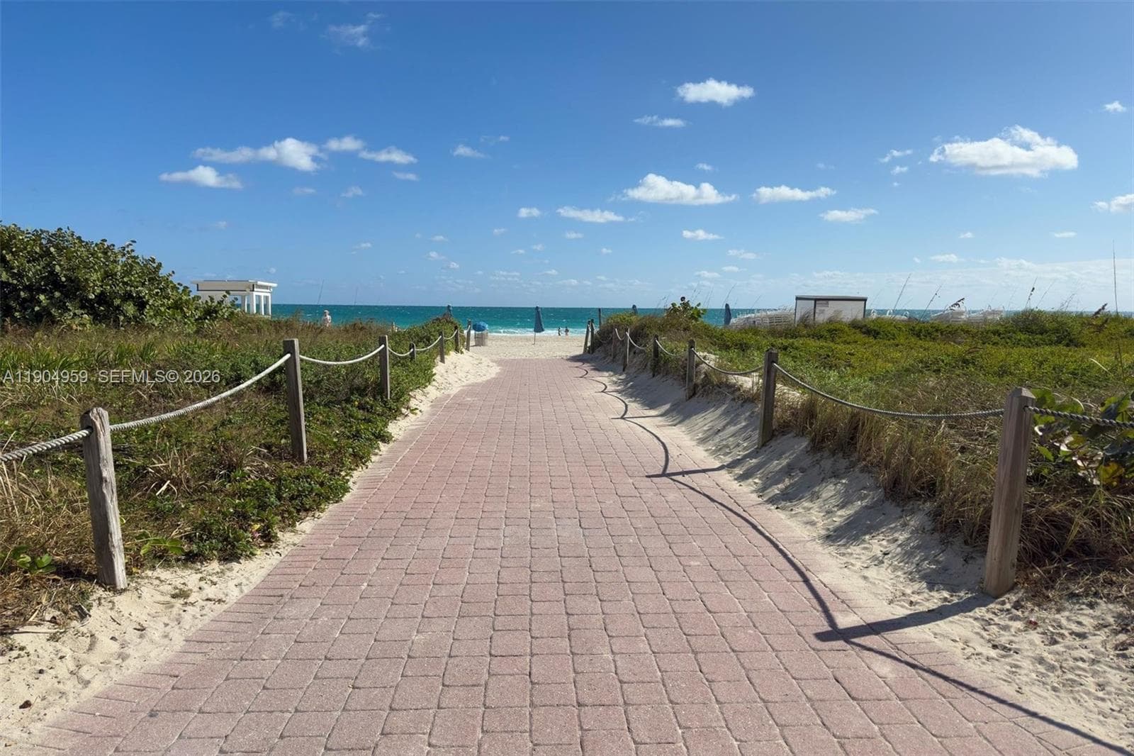 100 S Pointe Dr # 3203, Miami Beach FL 33139 — 44