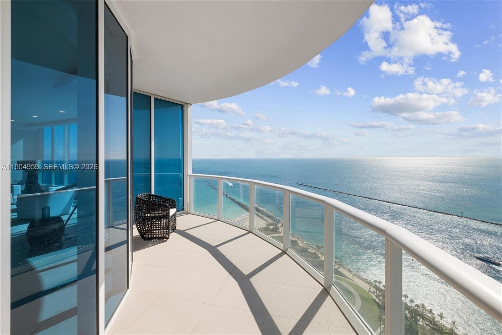 100 S Pointe Dr # 3203, Miami Beach FL 33139 — 39