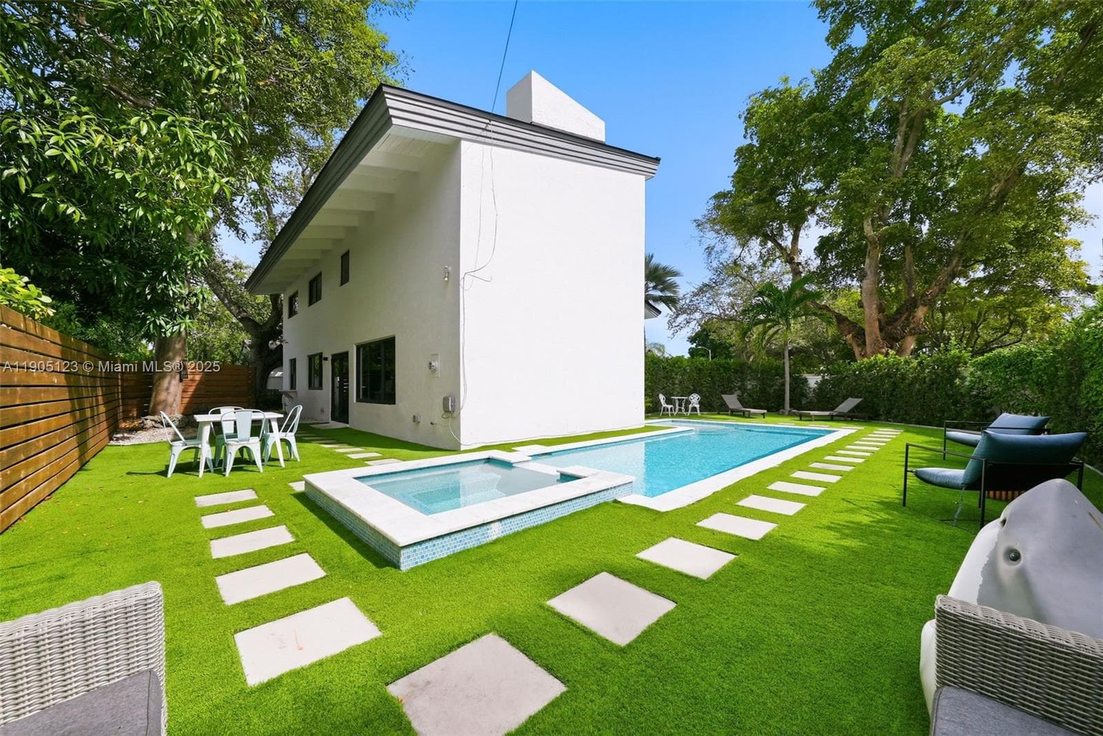 9200 NE 12th Ave, Miami Shores FL 33138 — 54