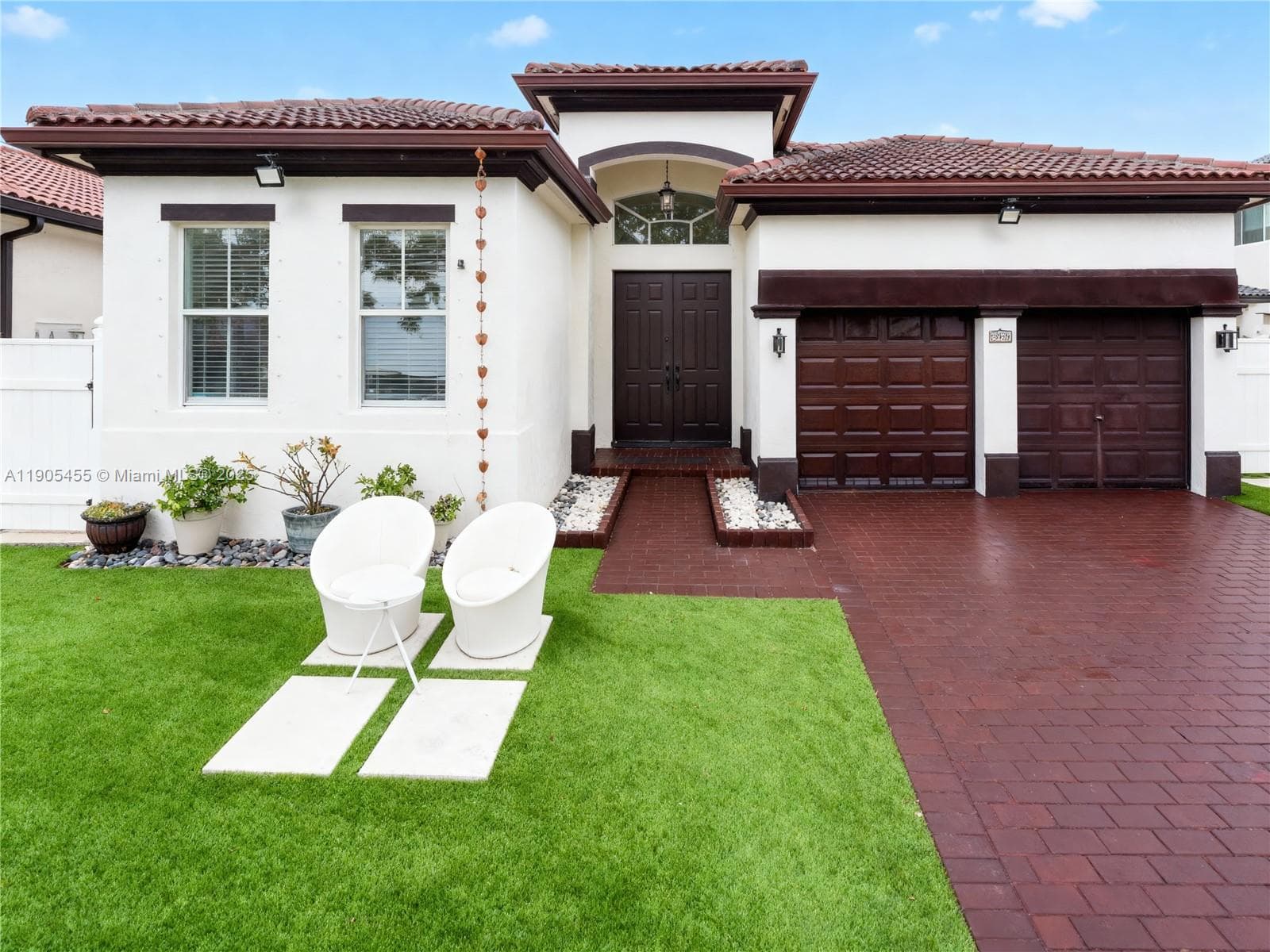 18000 NW 90th Pl, Hialeah FL 33018 — 2