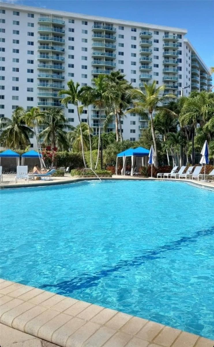 19370 Collins Ave # 10, Sunny Isles Beach FL 33160 — 27