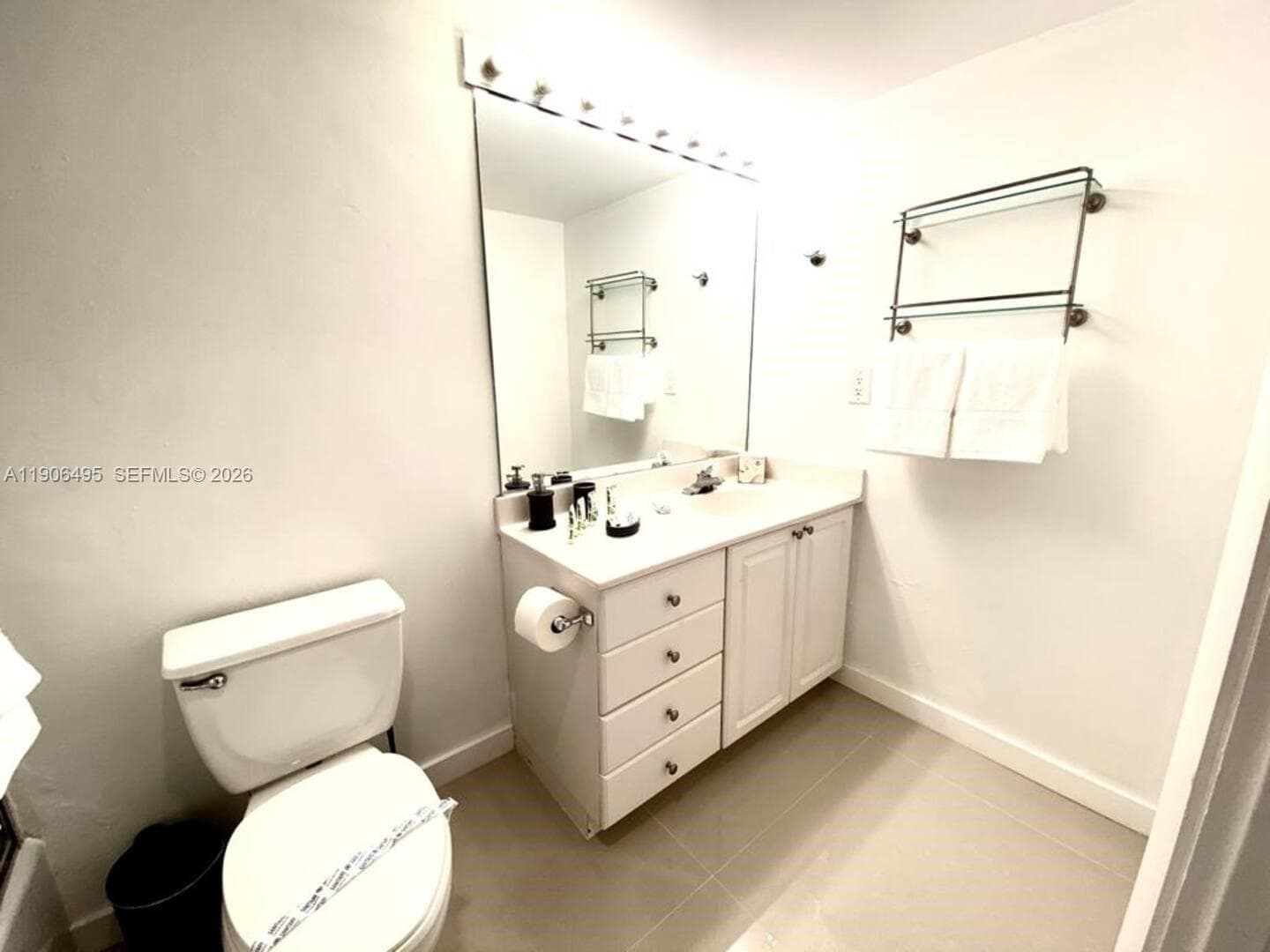 19370 Collins Ave # 10, Sunny Isles Beach FL 33160 — 17