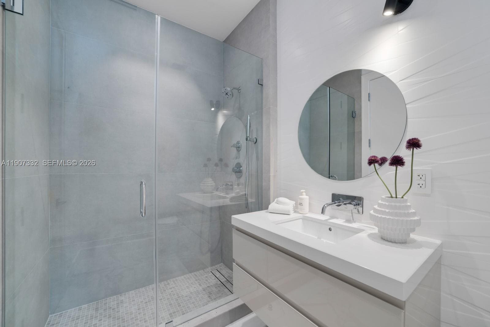 7845 Atlantic Way, Miami Beach FL 33141 — 53