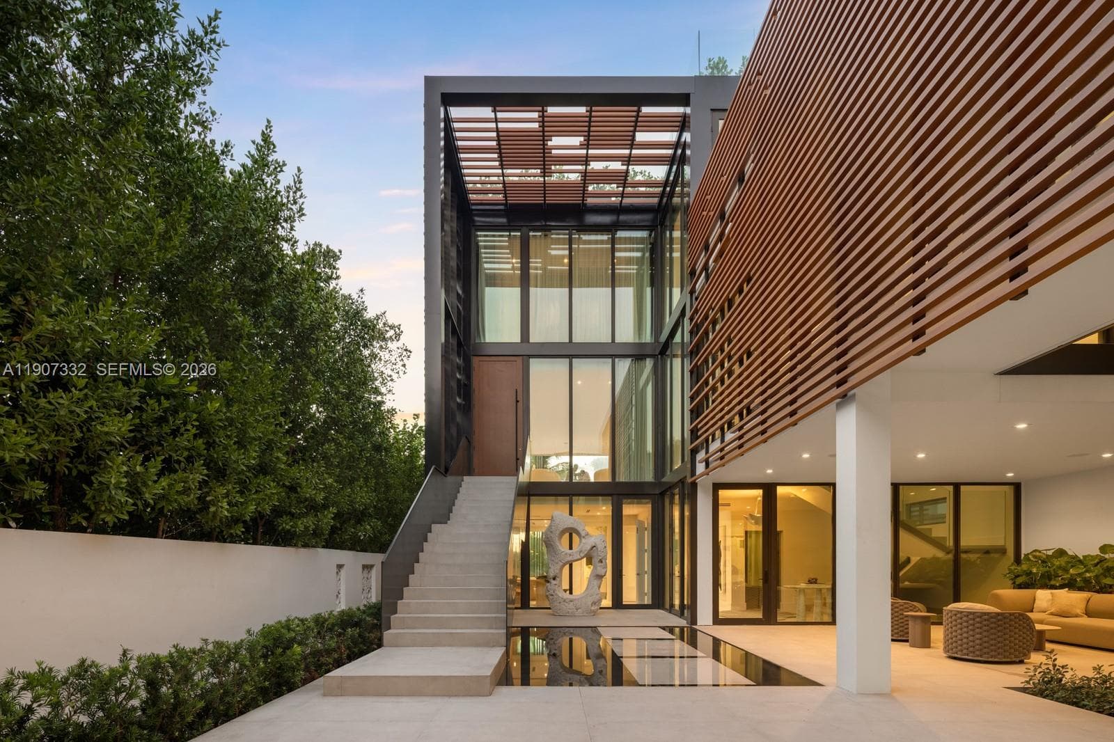 7845 Atlantic Way, Miami Beach FL 33141 — 84
