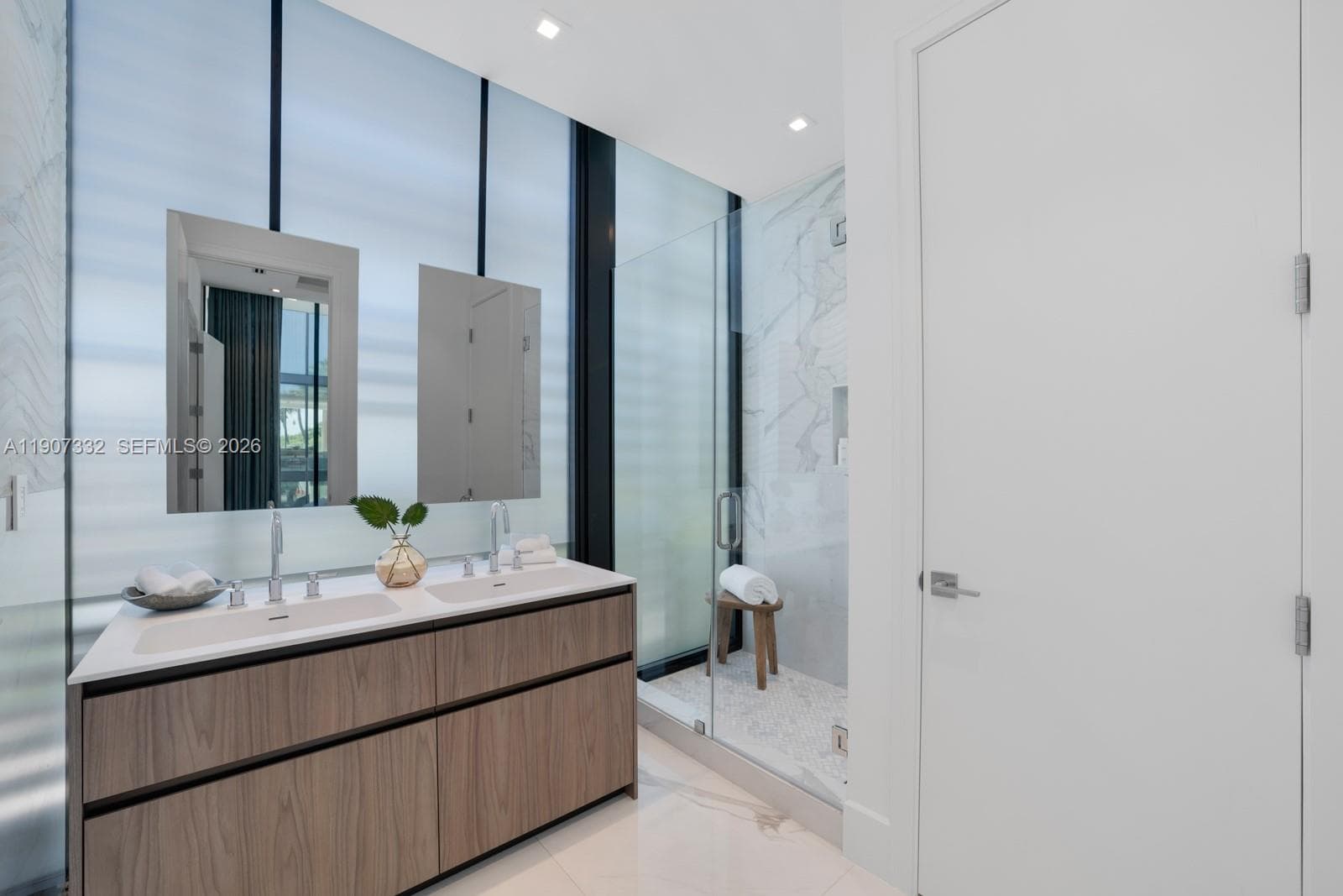 7845 Atlantic Way, Miami Beach FL 33141 — 49