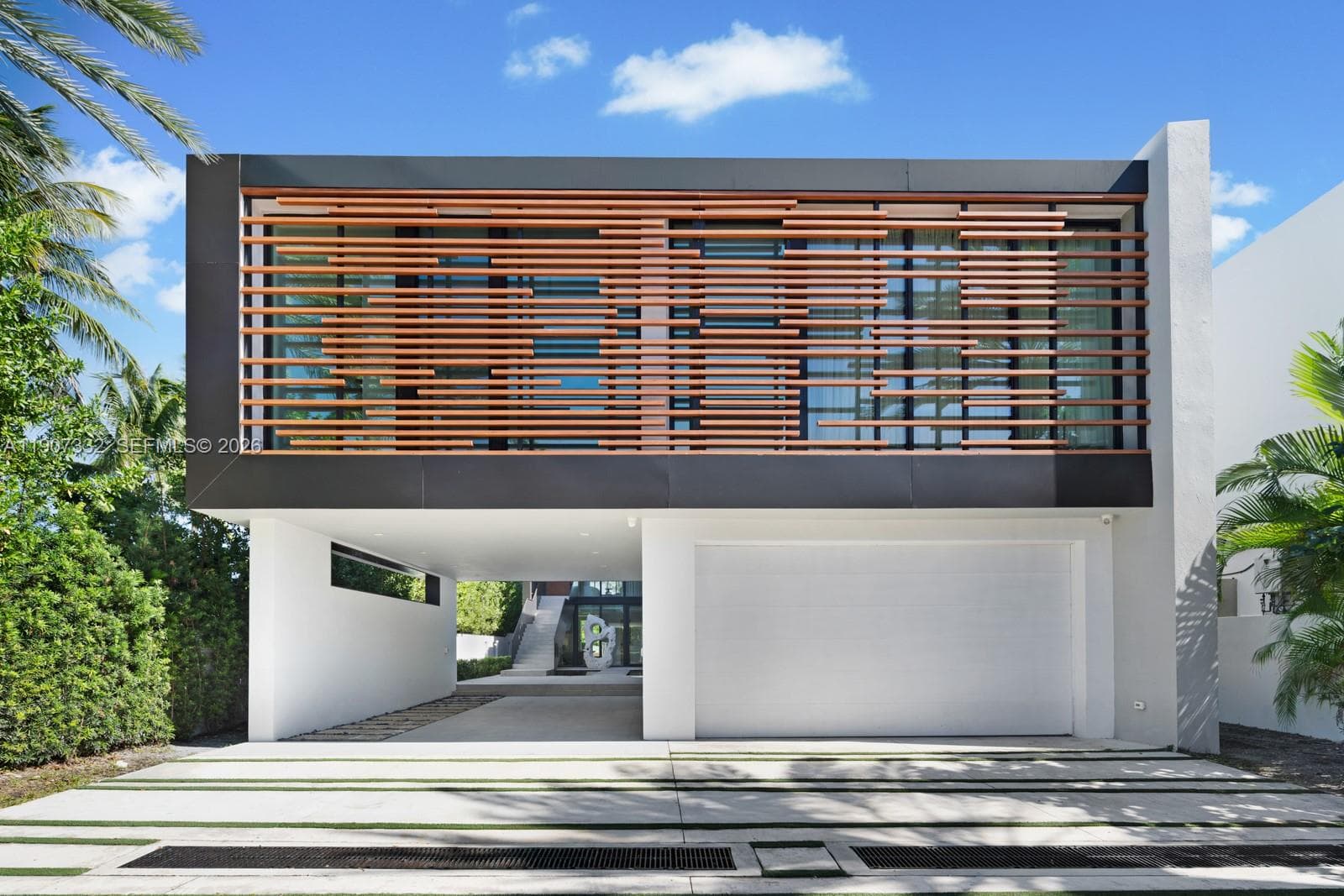7845 Atlantic Way, Miami Beach FL 33141 — 87
