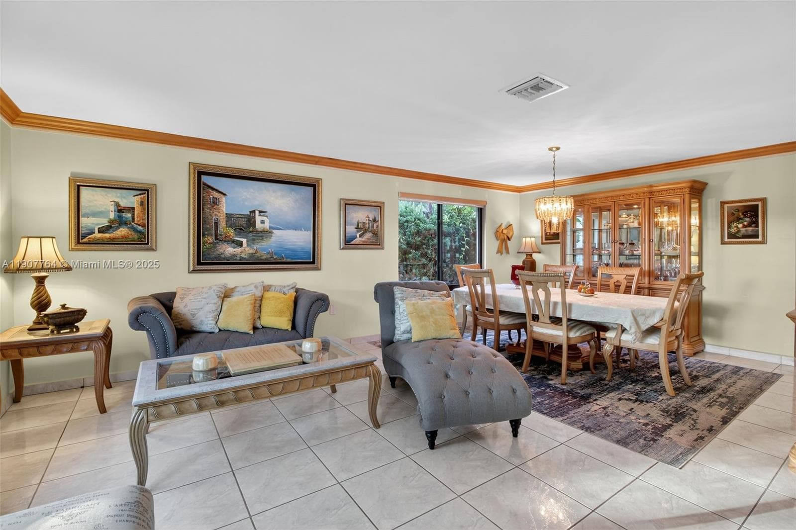 15010 Dunbarton Pl, Miami Lakes FL 33016 — 12