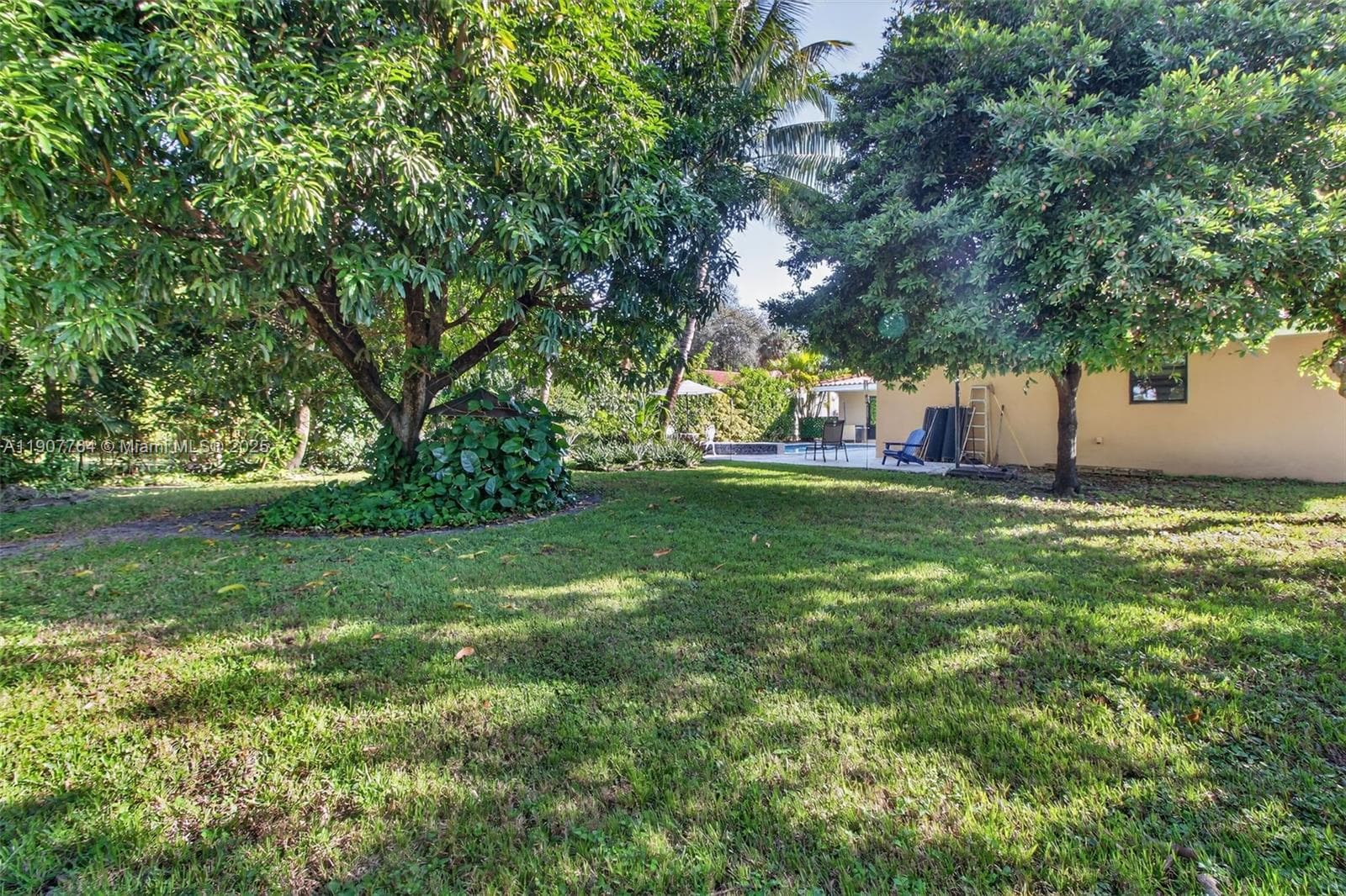 15010 Dunbarton Pl, Miami Lakes FL 33016 — 29