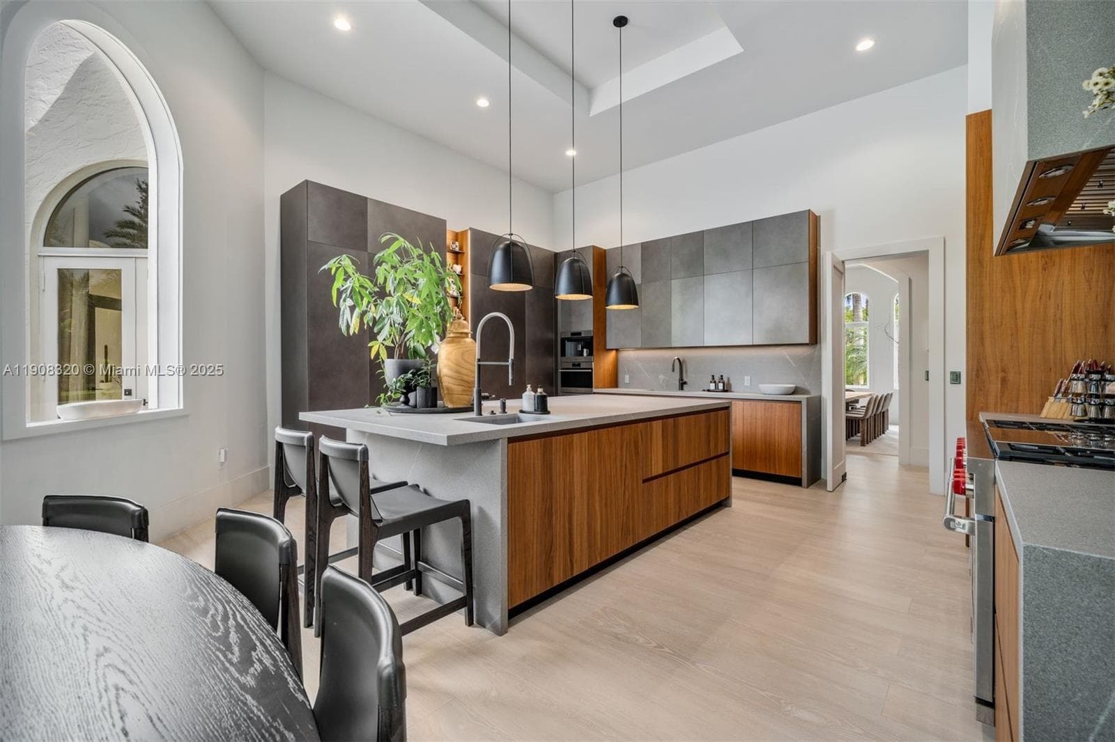 8900 SW 62nd Ct, Pinecrest FL 33156 — 20