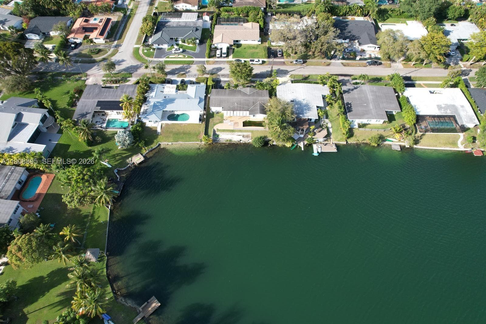2010 NE 196th Ter, North Miami Beach FL 33179 — 7