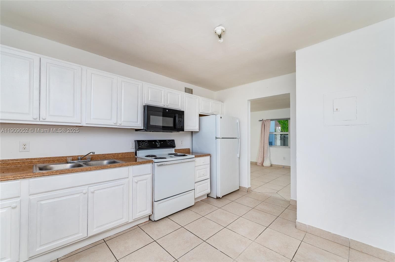 520 SW Krome Ter, Homestead FL 33030 — 8