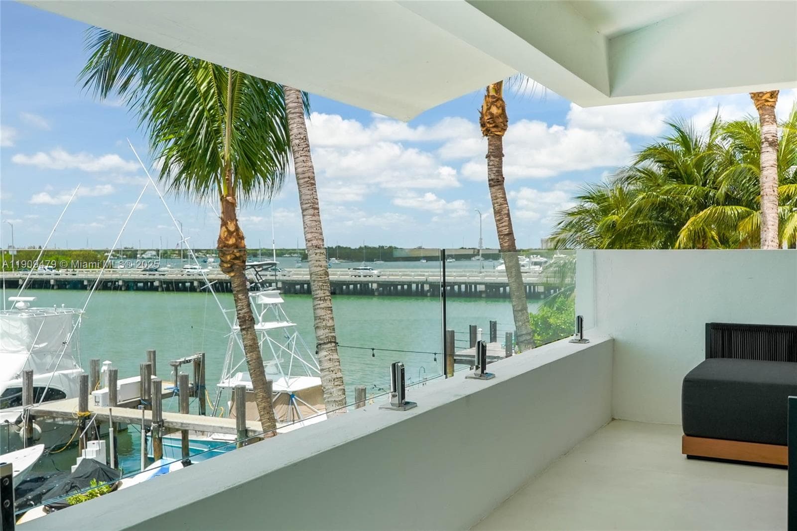 7720 Miami View Dr, North Bay Village FL 33141 — 26