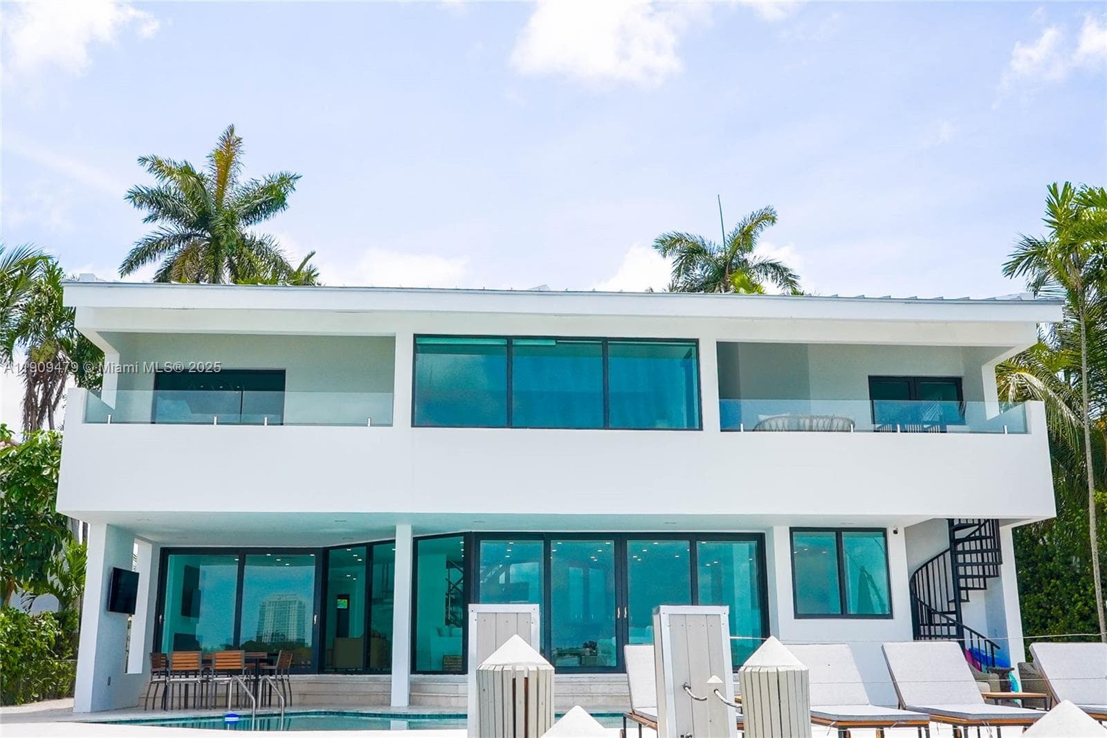 7720 Miami View Dr, North Bay Village FL 33141 — 36