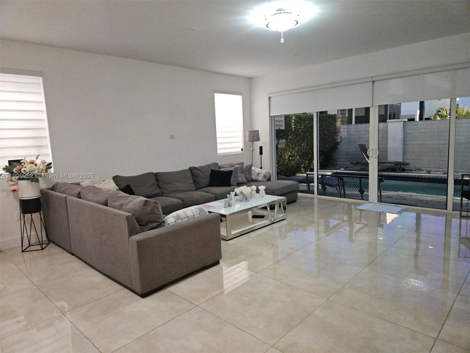 9870 NW 75th Ter, Doral FL 33178 — 11