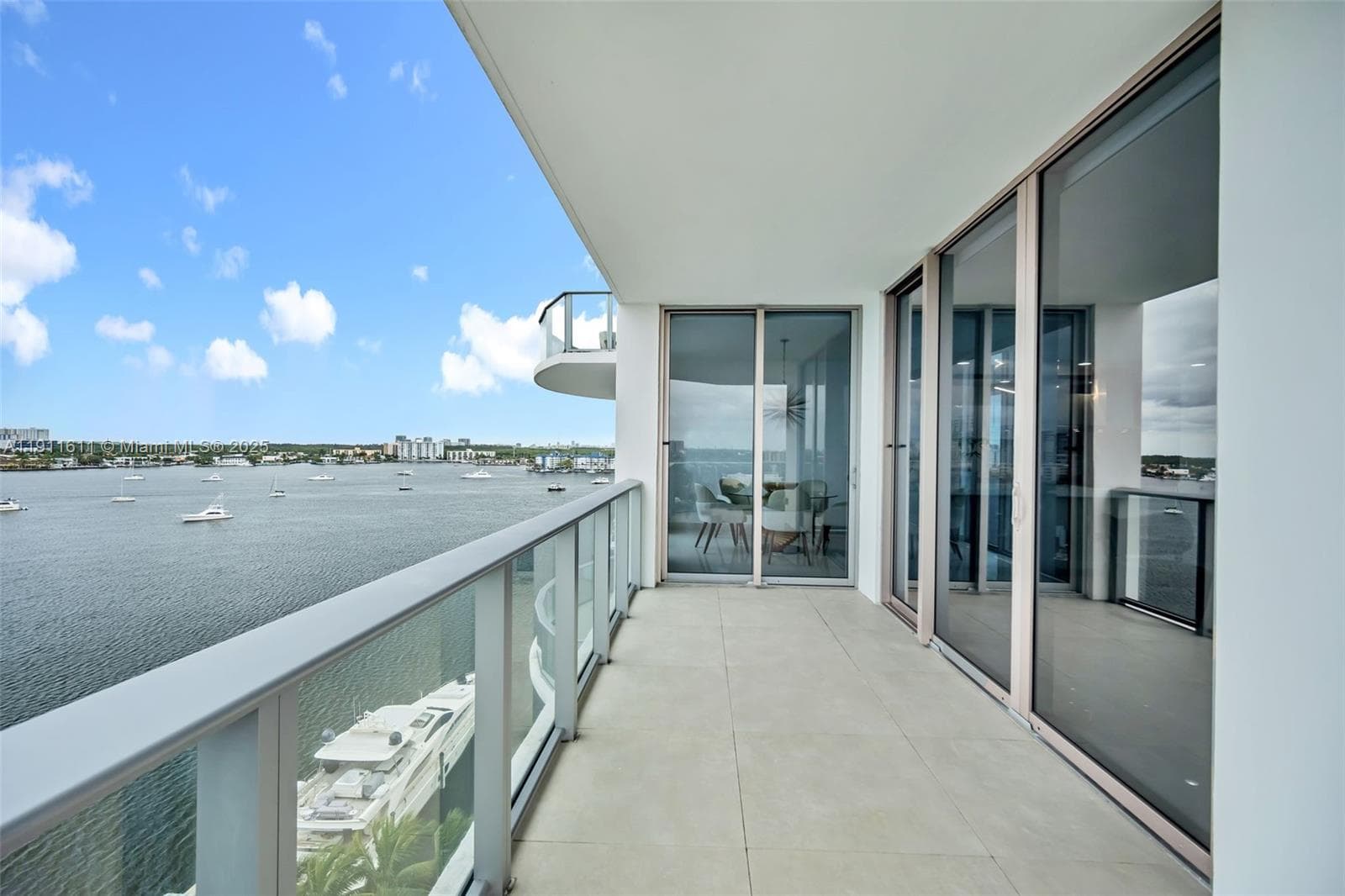17301 Biscayne Blvd # 910, North Miami Beach FL 33160 — 17