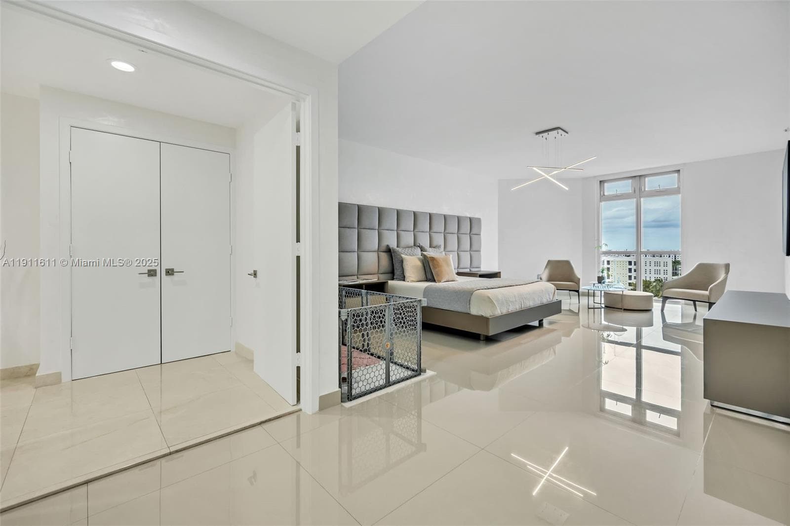 17301 Biscayne Blvd # 910, North Miami Beach FL 33160 — 25