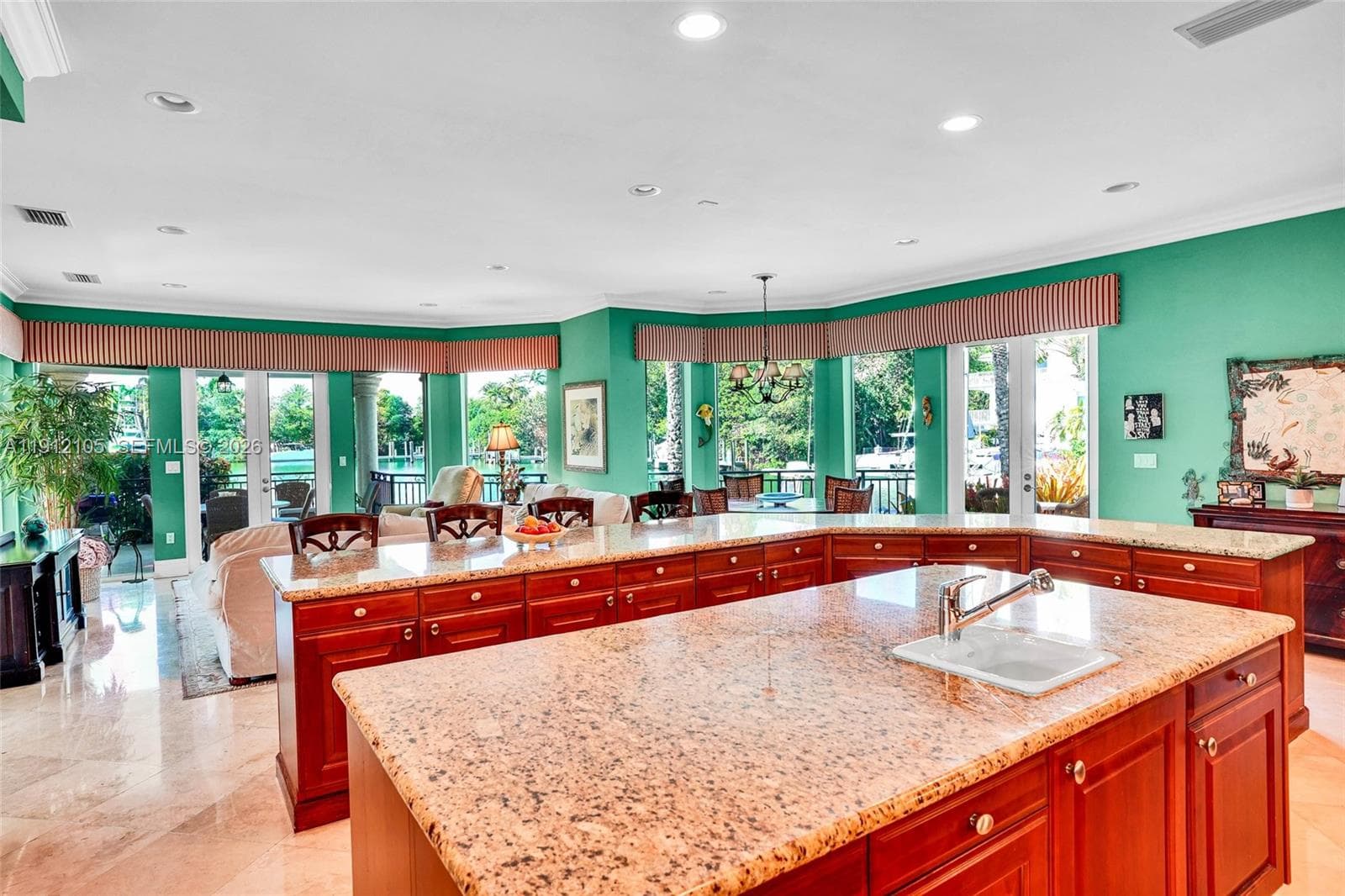 550 Harbor Dr, Key Biscayne FL 33149 — 56