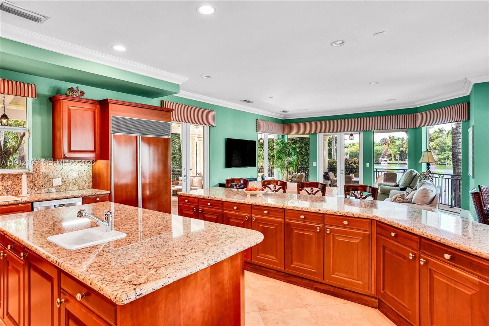 550 Harbor Dr, Key Biscayne FL 33149 — 55