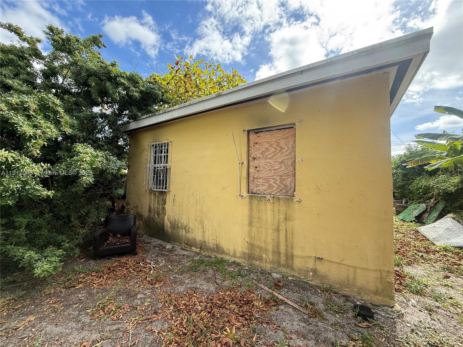 1865 NW 70th St, Miami FL 33147 — 4