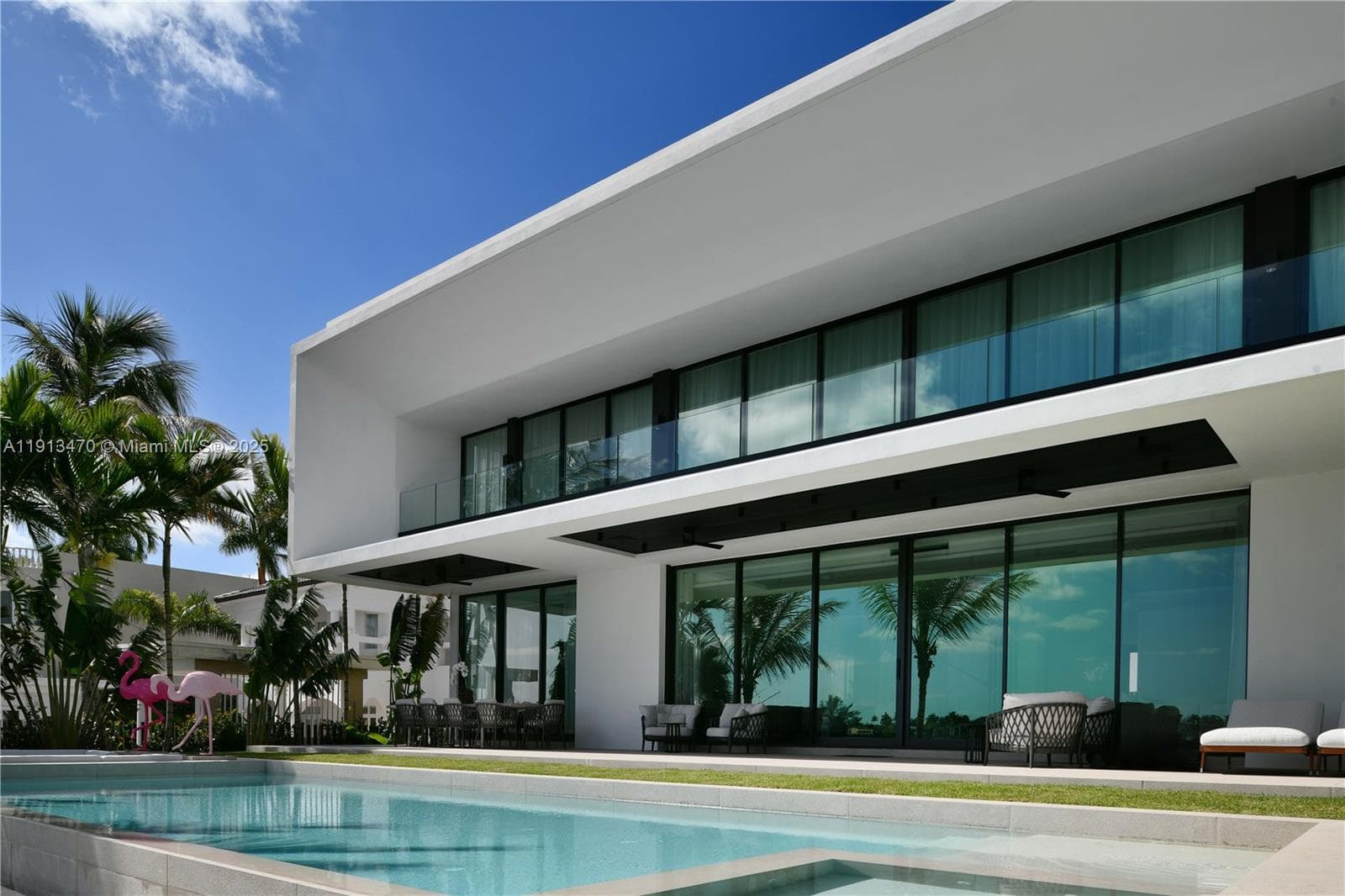 375 N Hibiscus Dr, Miami Beach FL 33139 — 12